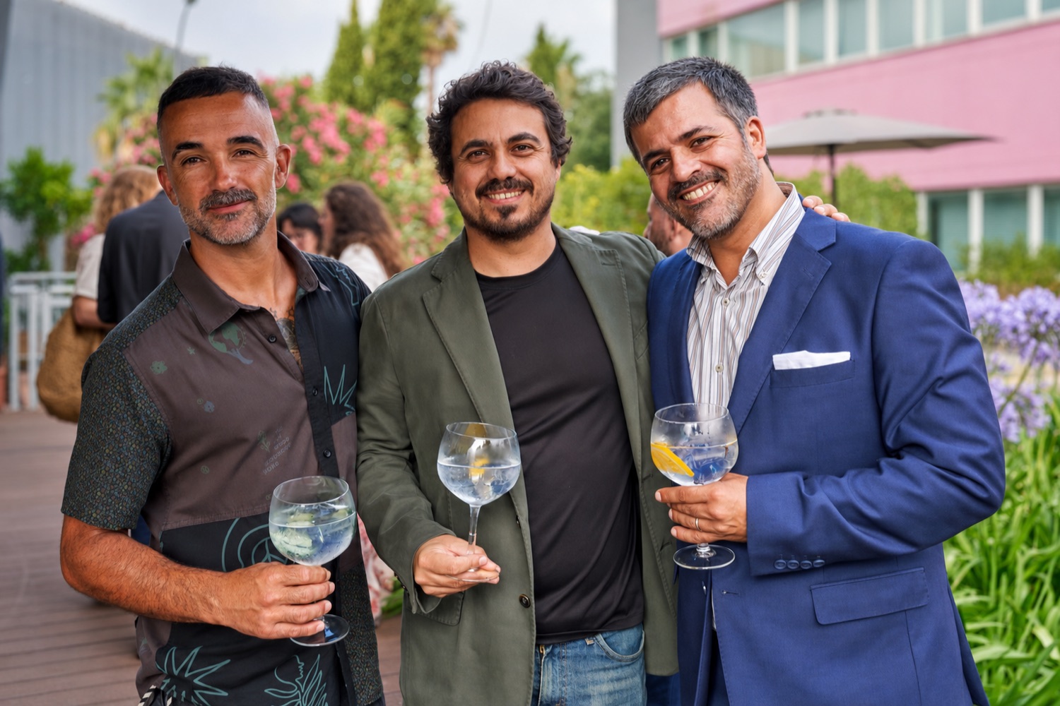 Momento de networking no evento RAD no Edifício Orange