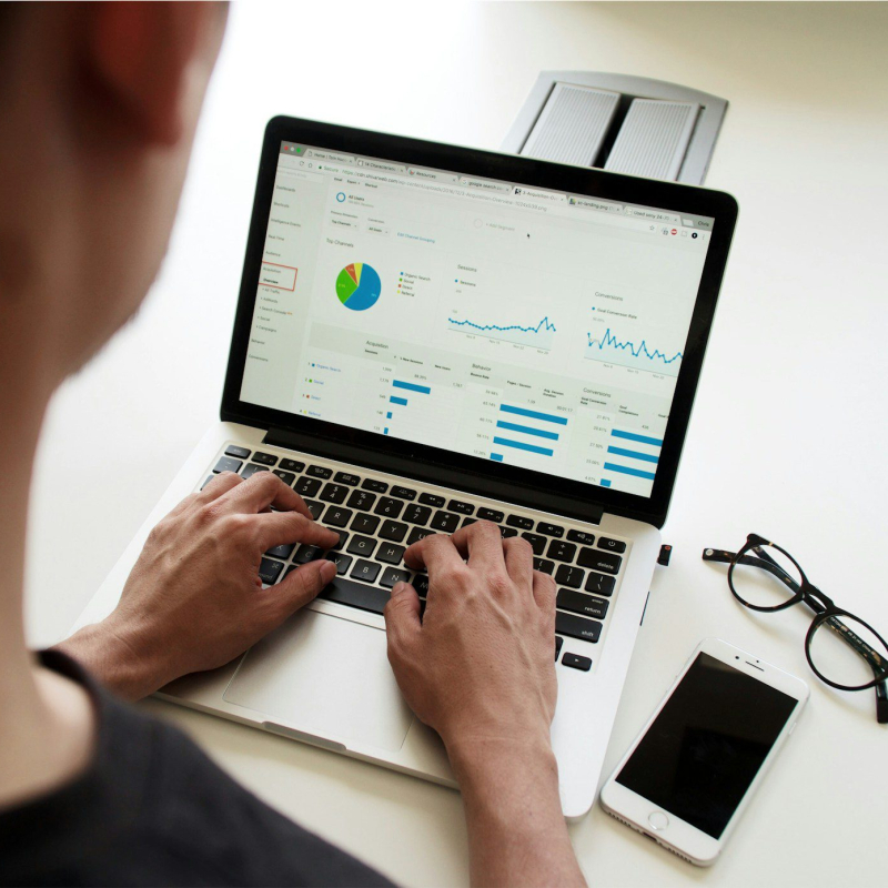 Alexander Rad - Viva onde a sua história faz sentido!